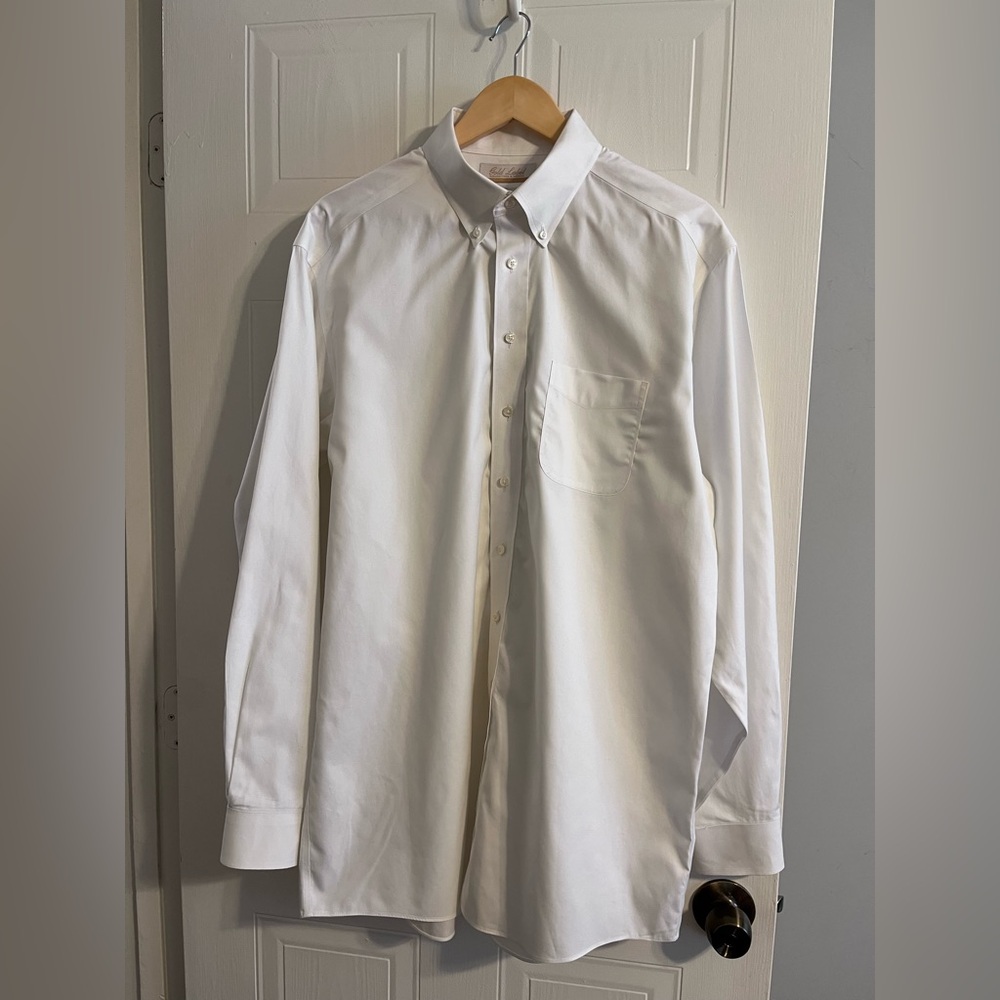 GOLD LABEL ROUNDTREE & YORKE WHITE SHIRT - SIZE 17/37 TALL
